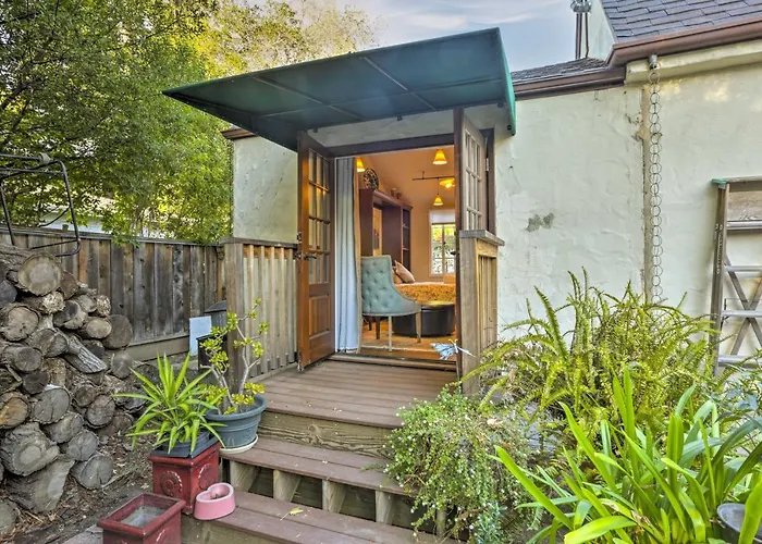 Updated Menlo Park English Tudor Garden Cottage!