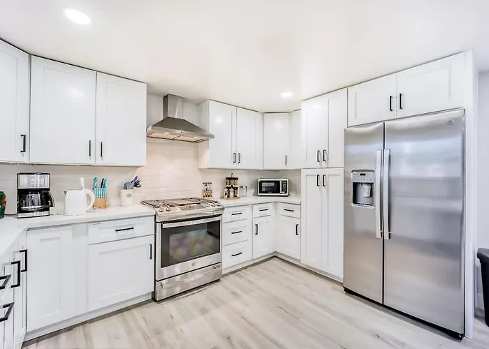 4 Luxury Townhouses In Private Lot Near Meta & Stanford